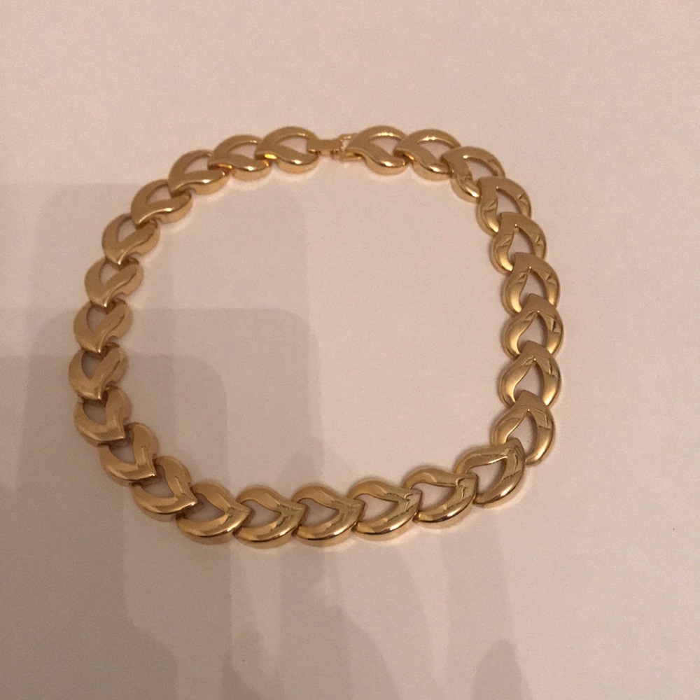 Gold choker